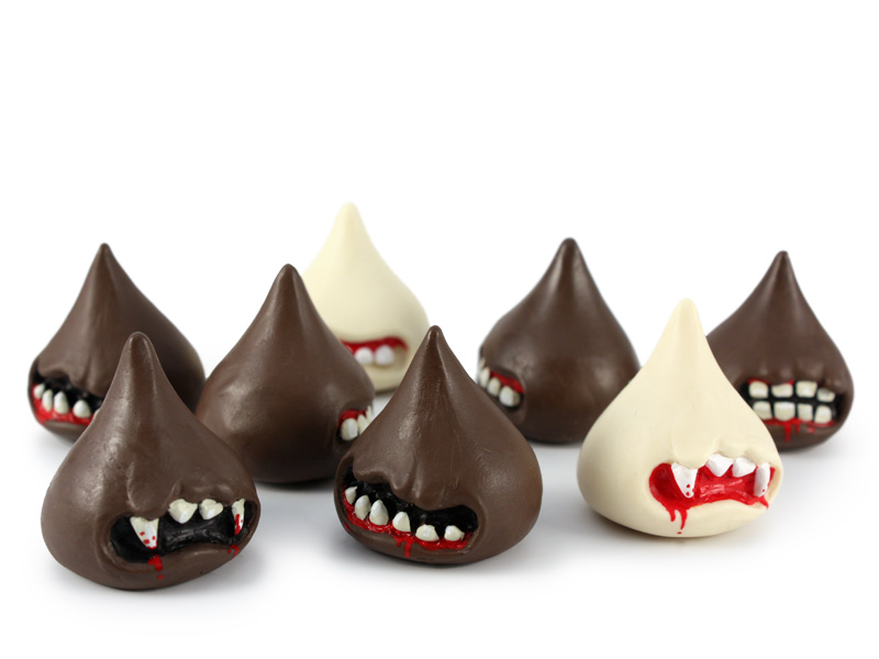 Illustration for article titled These freaky Halloween candies will bite you right back